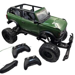 New Bright RC Ford Bronco Rock Crawler Green 2.4GHz 60848SU GF128UJKT 4x4 Attick